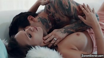 Preview 4 of Family Ruins - Gorgeous Jade Nile fucks with husbands friend