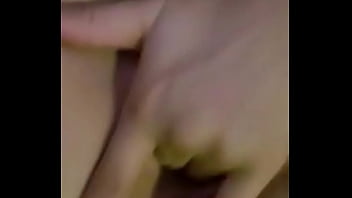 Preview 3 of Zenci Fena Sikiyor - Joven se mete dedos