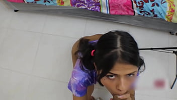 Preview 2 of Milke Xxx - MI PADRASTRO PERVERTIDO APROVECHA QUE ME DESCUBRE MASTUABNDOME PARA QUE LE CHUPE SU ASQUEROSA VERGA HASTA TRAGARME TODO SU SEMEN
