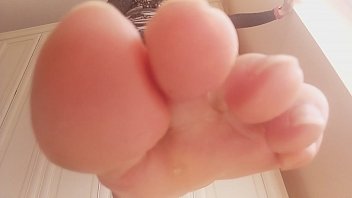 Preview 2 of Kd M - an excited worm all to humiliate,  I will not disappoint him
