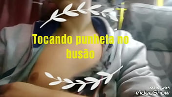 Preview 1 of Sony Logan Xxx Video - Tocando punheta no bus&atilde_o