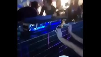 Preview 4 of Nwselad Sex - La putita me baila en plena fiesta