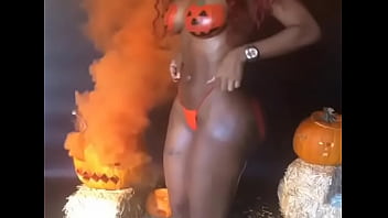 Preview 4 of Tubidy Hindi Sex Video - culona moviendo el culo