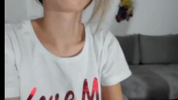 Preview 3 of Www Xxx Rajwap Com - petite naturelle aime montrer ses seins et son vagin ras&eacute_