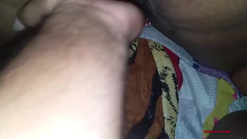 Preview 4 of Phim Sex Bo Chong Me Vo - Traindo a esposa crente com a sogra evang&eacute_lica da bunda grande