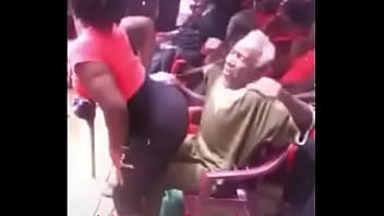 Preview 3 of Varjani Ladki - This old man cries for African nice butt in public