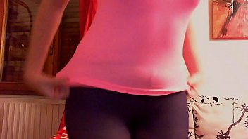 Preview 1 of Madem Sleeping - La tua Mistress oggi indossa un paio di collant v. e vuole farti esplodere di piacere come un piccolo verme