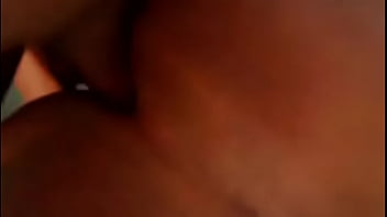 Preview 3 of Throat Crush - Dando cuzinho no pelo