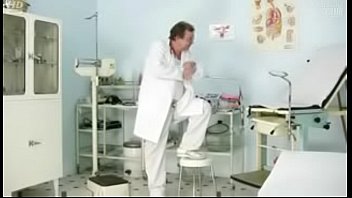 Preview 1 of Spoofmovie - Carmen gets her pussy gaping by old kinky gyno doctor