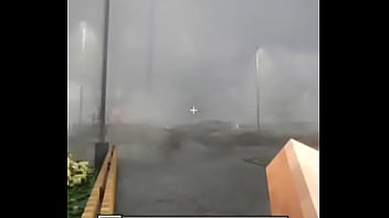 Preview 1 of Mallu Hot Acters - Block Man Explodes On Earth