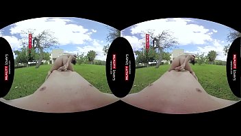 Preview 4 of Collage Girls Xnxx Frist Time - RealityLovers VR - Estoy lista para que me folles duro
