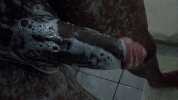 Preview 4 of In Gfh - Me ajuda a lavar ele?