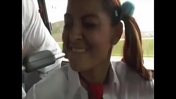 Preview 4 of Mom Xxx Xxx Friends - Igor Pikachu lavando a cara da novinha