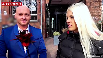 Preview 2 of Www Xxxx 16 Video - Blonde Tourist-Girl need to fuck on the way to the airport (Blanche Bradburry)