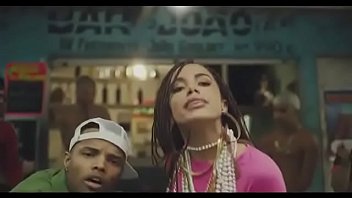 Preview 2 of Public Bus To Torture - anitta tributo