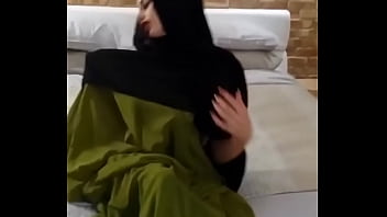 Preview 1 of Hindi Seksi Kilip - in Dubai 00971566186242