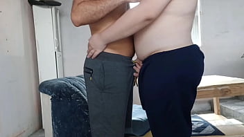 Preview 1 of Lana Xxxx Big - Pr&eacute_via - Meu Vizinho Veio Reclamar Que Eu Gemia Alto e Acabou Me Comendo No Quintal (COMPLETO NO SHEER E XVIDEOS RED) Veio reclamar mas n&atilde_o parava de mexer no pau,  logo agachei e mamei