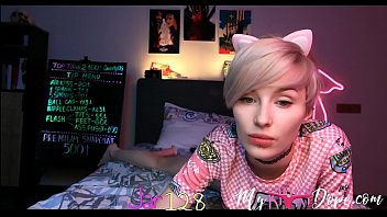 Preview 4 of Wwwxxxhotmovies - Sexy beautiful girl masturbating on webcam 274 | full version - webcumgirls.com