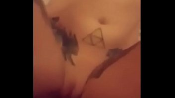 Preview 2 of Pink92 Tube - Maeva aime se faire baiser sur son snap