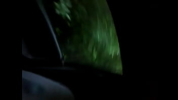 Preview 2 of Deshi Sex Bipi Vidio Gujrati - Cojiendo arriba del auto