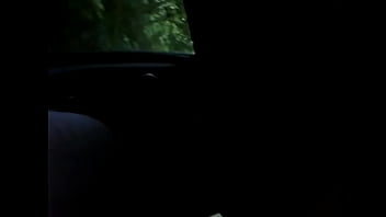 Preview 3 of Deshi Sex Bipi Vidio Gujrati - Cojiendo arriba del auto