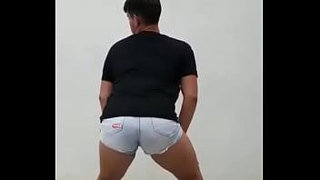 Preview 3 of Xnxxcomtime Cry - Passivo Rabudo Rebolando de Shortinho