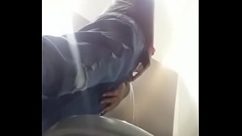 Preview 4 of Anal Xbraz - Dos amigos en los ba&ntilde_os