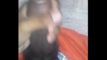 Preview 1 of Baik Big - Novinho batendo punheta