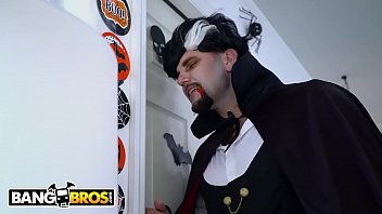 Preview 1 of Big Solo Bbw - BANGBROS - Naughty Ebony Witch Cecilia Lion Gets The Perfect Treat