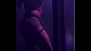 Preview 1 of Sex Anime Mom - O BOY FICOU DE CACETE DURO ME VENDO DAN&Ccedil_AR E ME SOCOU O CACETE NA CABINE DA SCLUB