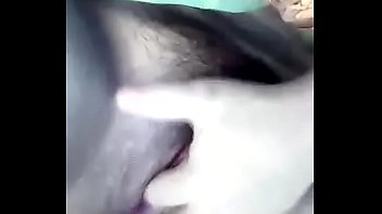 Preview 3 of Desparate Mom - Julieta Metiendose Mano debajo de Las sabanas mientras su h. ve tele