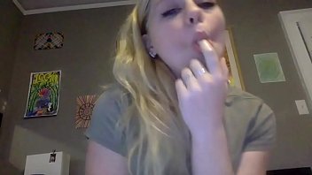 Preview 1 of Eva Jacqueline Langoria - Sexy webcamgirl with an amazing body | full version - webcumgirls.com