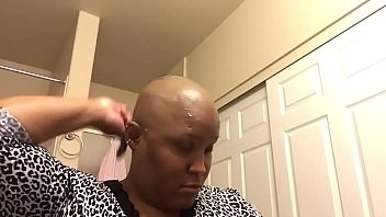 Preview 2 of 188porn Tube - MILF at home,  first time shaving her head smooth bald (BF request)