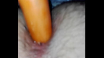 Preview 2 of Fuck Like Nicky Minaj - Carotte et doigt