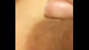 Preview 1 of Amature Lesbo Orgasm - Se acaricia bien rico