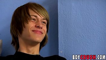 Preview 2 of Sexy Fock Pron - Homo hottie Tanner Stark fiddles ass while jerking off