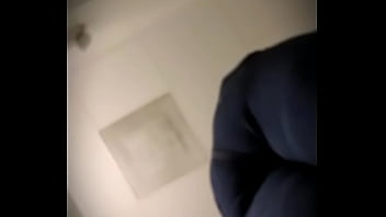 Preview 4 of Madiun Lee - Watch me pull my pants at work