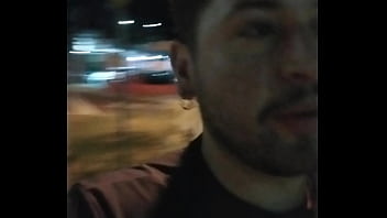 Preview 1 of Lunchtime Xxx - Fui no campo de futebol levar gozada na cara e quase fui pego gozando