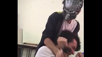 Preview 2 of French Moraya - Alien&iacute_gena predador com febre de sexo fudendo terr&aacute_queo