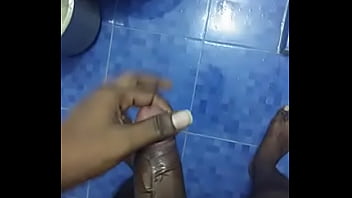 Preview 2 of Lesbienne Pise - Tamil boy cock with soap massage