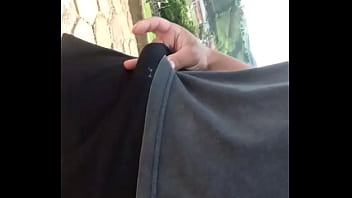Preview 3 of 3gpkingmovies - Eu com o pau meia bomba na rua!