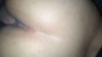 Preview 2 of Fuck My Mature Mom - Me la segu&iacute_ follando por la calle