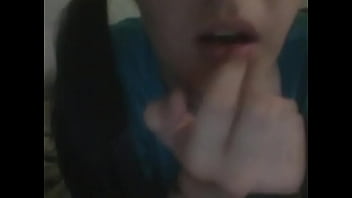 Preview 1 of School Grls Sex Video - Chupando mis dedos uwu