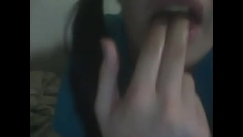Preview 4 of School Grls Sex Video - Chupando mis dedos uwu