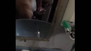 Preview 1 of Janbr Sexy Garl - Paja en el bano