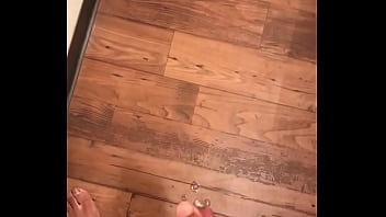 Preview 4 of Looney Hus - Big dick cumshot