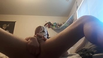 Preview 2 of Desi Gand Marne Ka Tarika - Pan guy in mask fucks his own ass