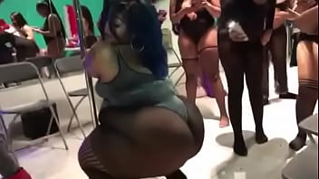 Preview 3 of Bbw Goddess Anna - Shake It Fast Curvy Jaimee