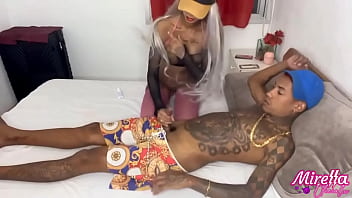 Preview 1 of Gay Scat Puke Vomit - PUTINHA MAGRINHA TODA TATUADA GOSTA DE SOCO NA COSTELA