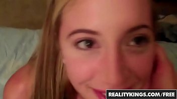 Preview 1 of Xnxxdamil Com - GF r. - (Renae Morgan,  Richie Calhoun) - Ramming Renae - Reality Kings